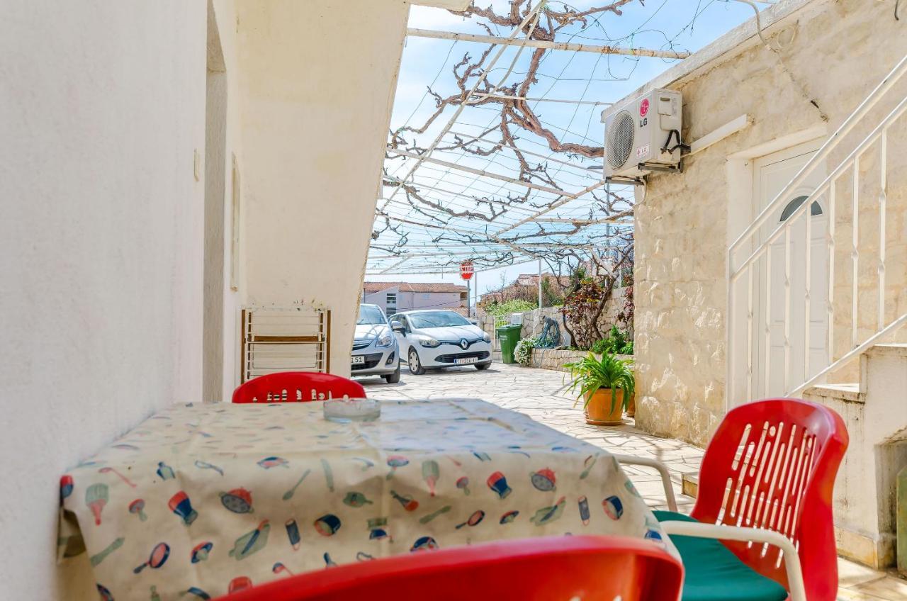טרוגיר Apartments Kursan מראה חיצוני תמונה